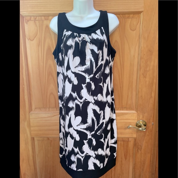 Ab Studio dress - Picture 1 of 4